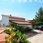 Blissful Bay - With Terrace Lejlighed *
