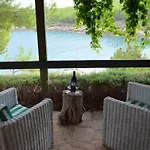 Blissful Bay - With Terrace *