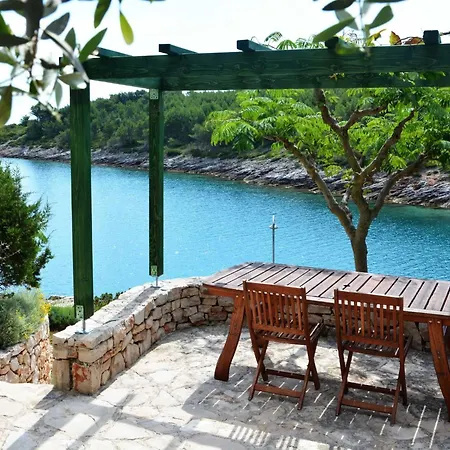 Blissful Bay - With Terrace * Vrboska